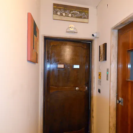 162 Bed & Breakfast Bari